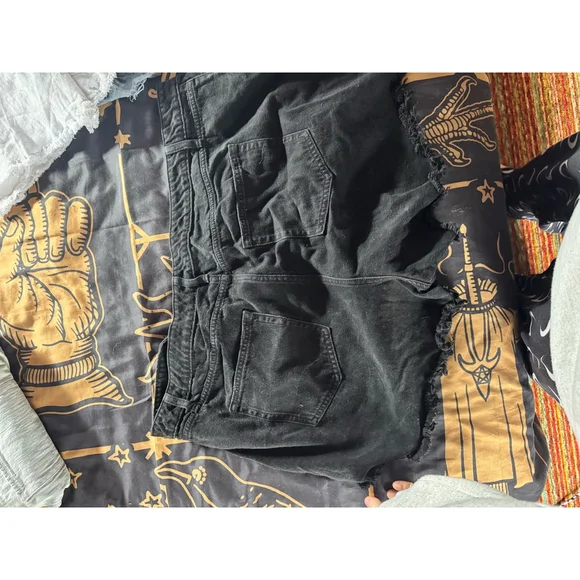 Women's Wild Fable Black Denim Shorts - Picture 2 of 3